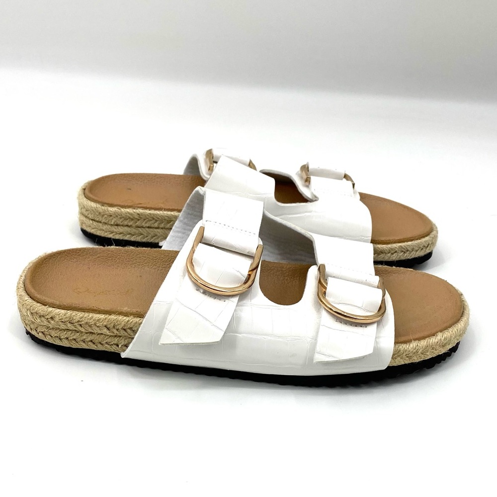 πSALEπ NWT Qupid White Slides - Picture 2 of 6